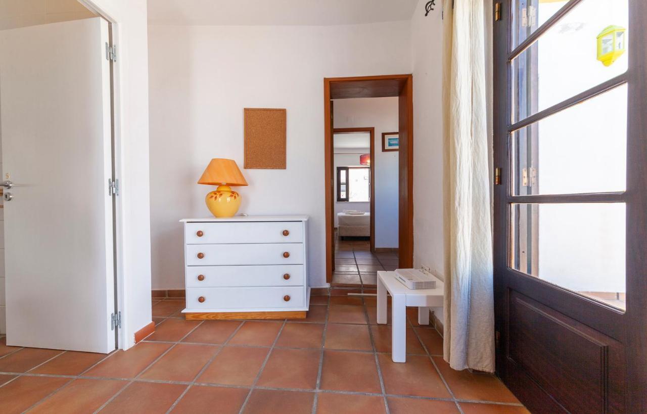 J - Casa Do Farol Guesthouse Лагос Екстериор снимка