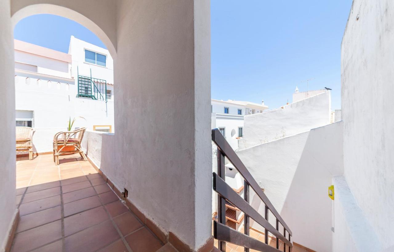 J - Casa Do Farol Guesthouse Лагос Екстериор снимка