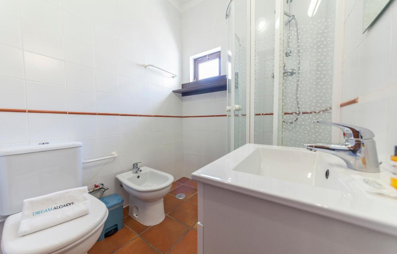 J - Casa Do Farol Guesthouse Лагос Екстериор снимка